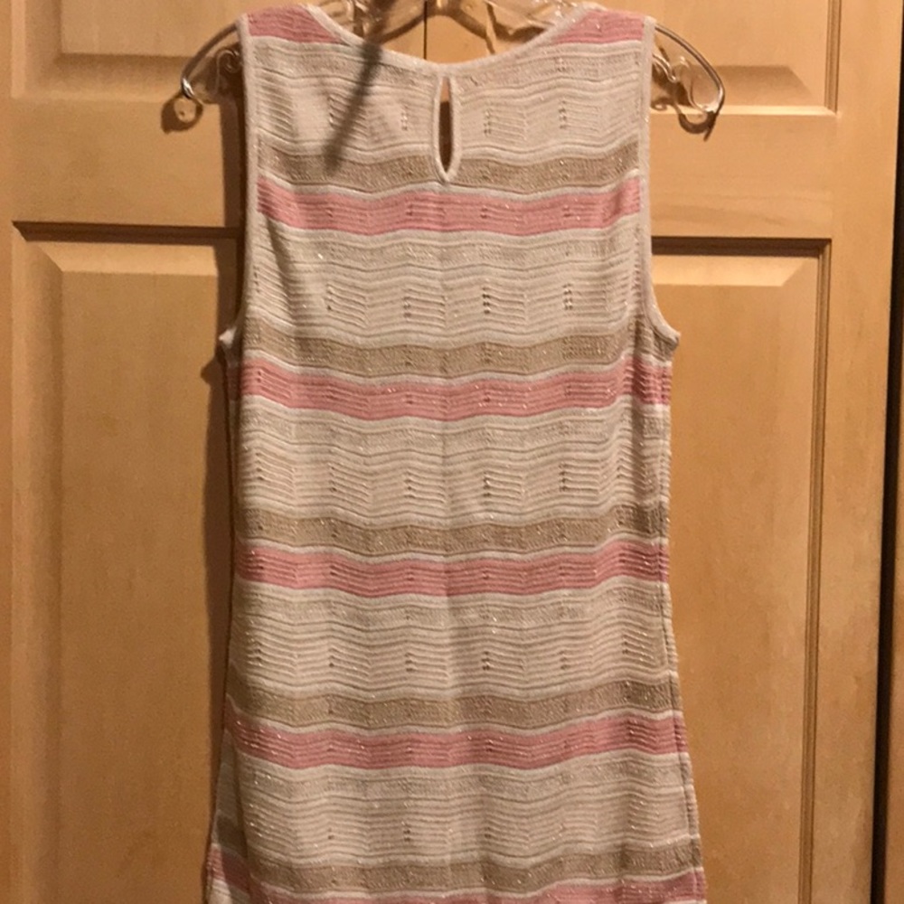 White House Black Market tunic top - Picture 4 of 5